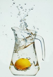 lemon-splash-5-1326647-639x926-207x300